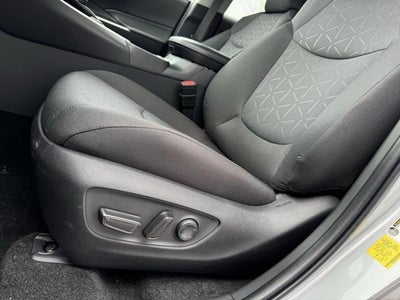 2025 Toyota RAV4 Hybrid XLE AWD