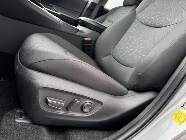 2025 Toyota RAV4 Hybrid XLE AWD