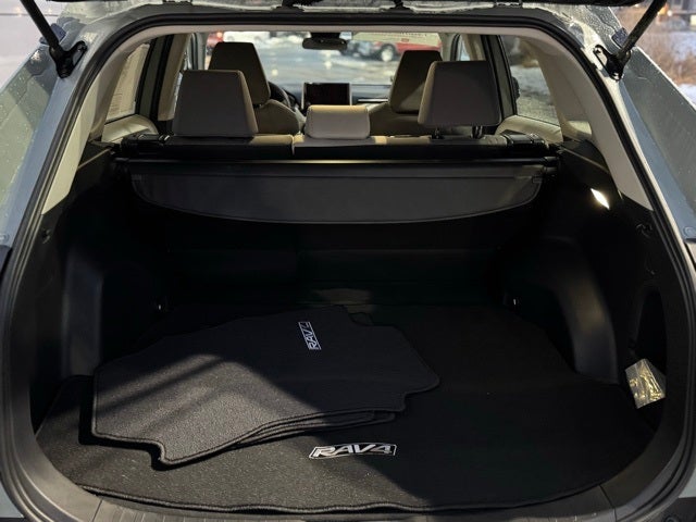 2023 Toyota RAV4 Hybrid XLE AWD