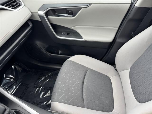 2021 Toyota RAV4 Hybrid XLE AWD