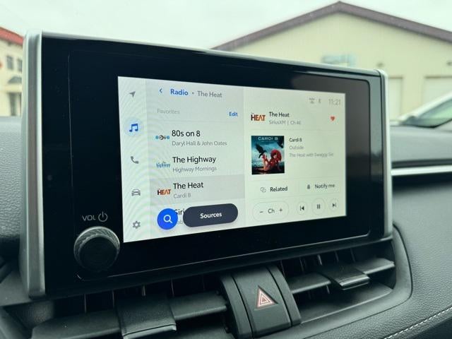 2025 Toyota RAV4 Hybrid XLE AWD