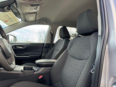 2025 Toyota RAV4 Hybrid XLE AWD