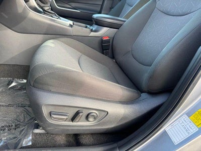 2025 Toyota RAV4 Hybrid XLE AWD