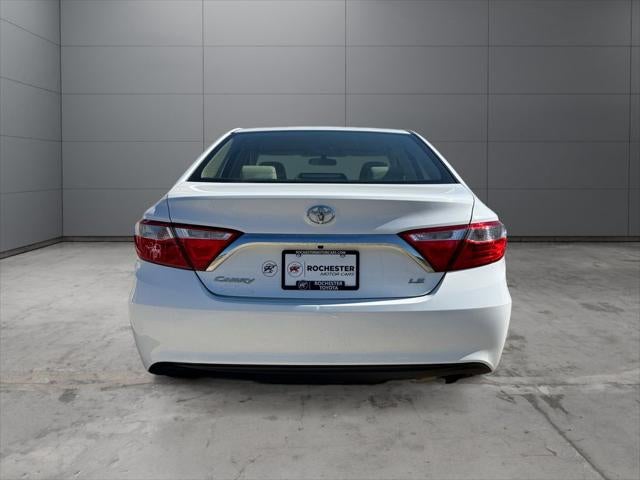 2016 Toyota Camry LE FWD