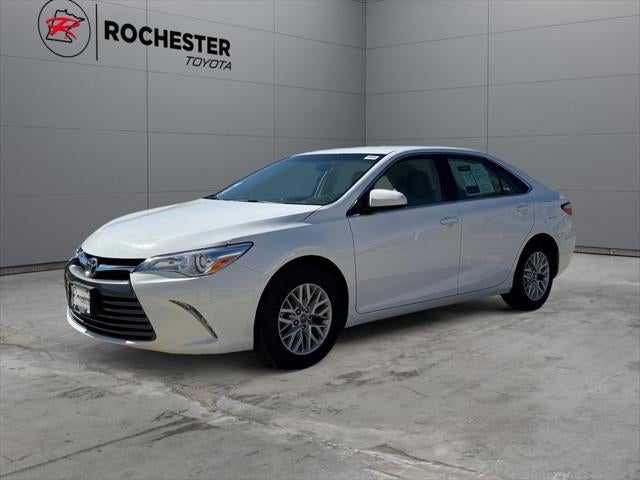 2016 Toyota Camry LE FWD