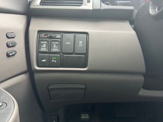 2016 Honda Odyssey Touring FWD