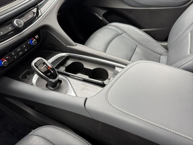 2019 Buick Enclave Essence AWD