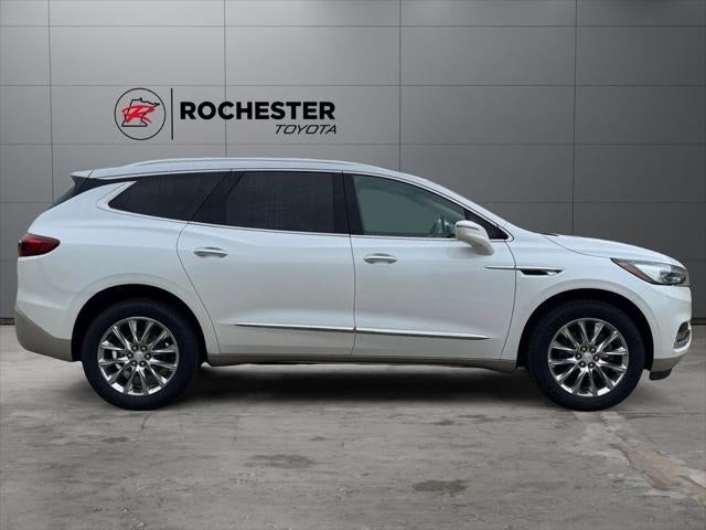 2019 Buick Enclave Essence AWD