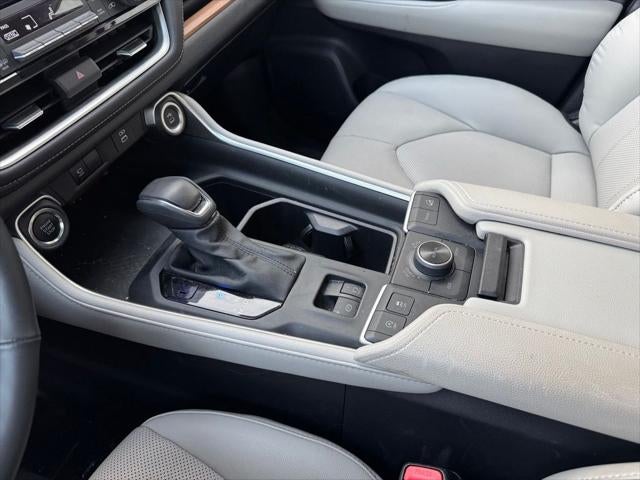 2025 Toyota Grand Highlander Platinum AWD