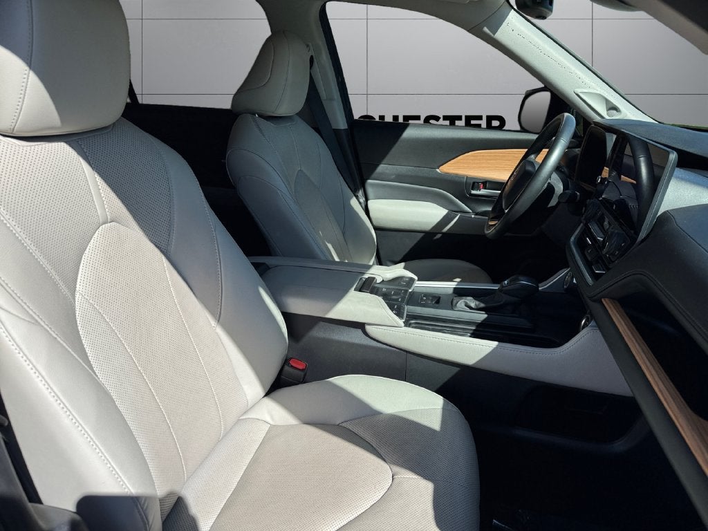 2024 Toyota Grand Highlander Limited AWD