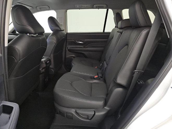 2025 Toyota Grand Highlander XLE AWD