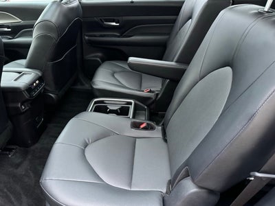 2025 Toyota Grand Highlander XLE AWD