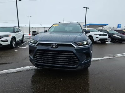 2024 Toyota Grand Highlander Hybrid XLE AWD