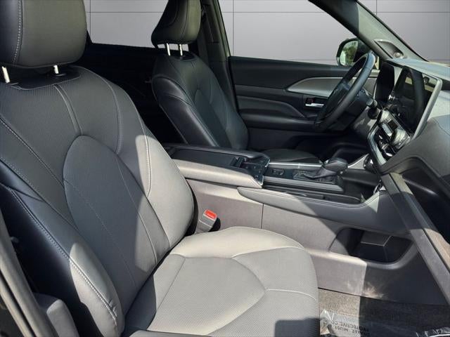 2026 Toyota Grand Highlander Hybrid Nightshade Edition AWD