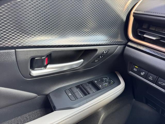 2025 Toyota Grand Highlander Hybrid MAX Platinum AWD
