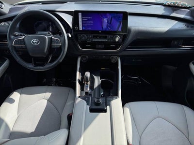 2025 Toyota Grand Highlander Hybrid MAX Platinum AWD