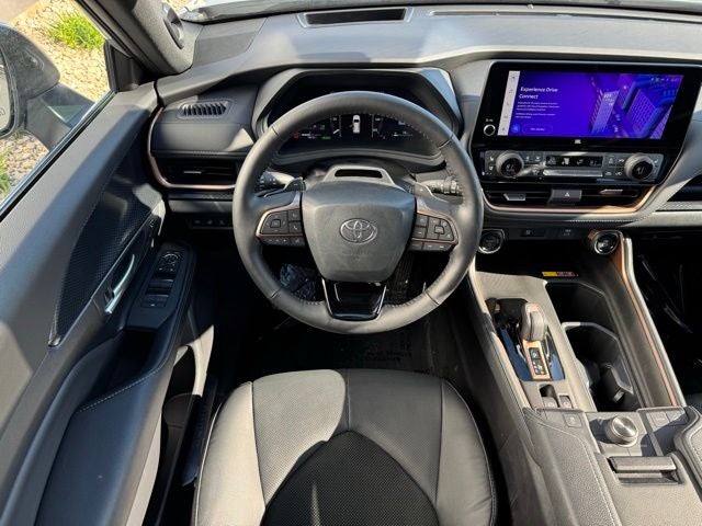 2025 Toyota Grand Highlander Hybrid MAX Platinum AWD
