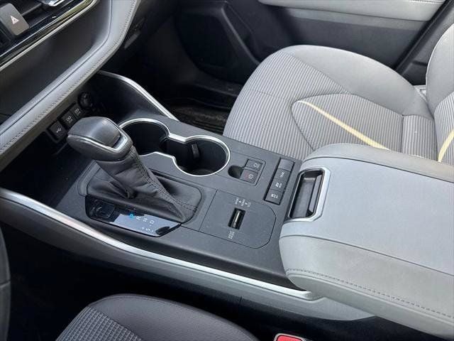 2020 Toyota Highlander Hybrid LE AWD