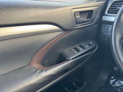 2014 Toyota Highlander LE Plus V6 AWD