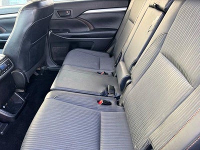 2014 Toyota Highlander LE Plus V6 AWD