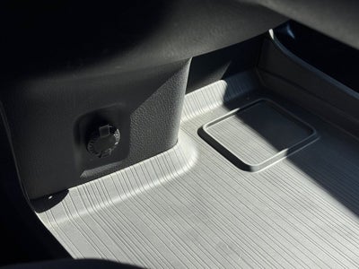 2021 Toyota Sienna LE 8 Passenger