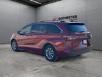 2021 Toyota Sienna LE 8 Passenger