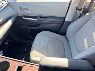 2021 Toyota Sienna LE 8 Passenger