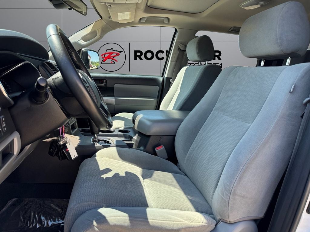 2019 Toyota Sequoia SR5 5.7L