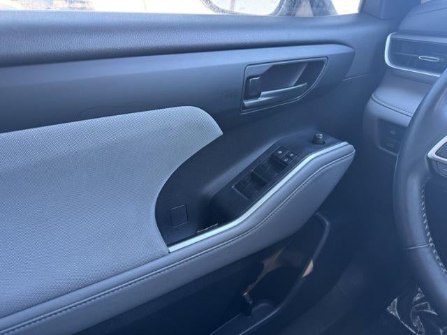 2022 Toyota Highlander LE AWD