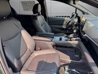 2026 Toyota Sienna Woodland Edition 7 Passenger