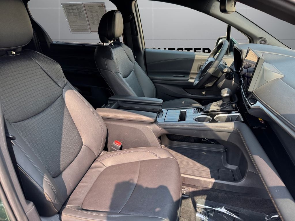 2026 Toyota Sienna Woodland Edition 7 Passenger