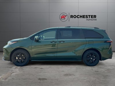 2026 Toyota Sienna Woodland Edition 7 Passenger