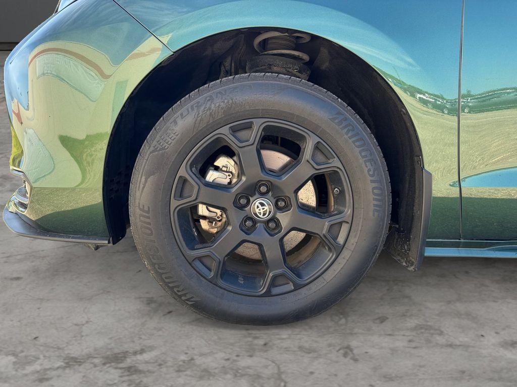 2025 Toyota Sienna Woodland Edition 7 Passenger