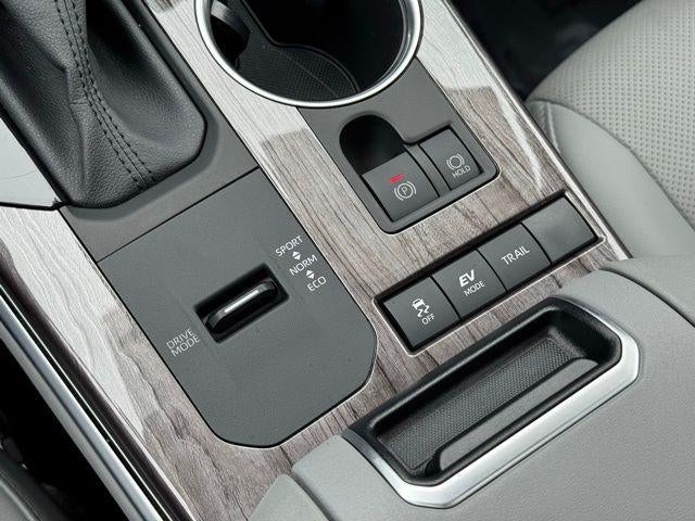 2021 Toyota Highlander Hybrid Limited AWD