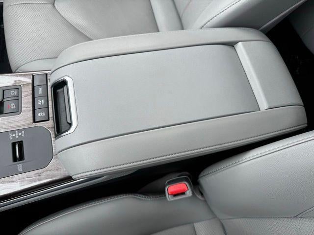 2021 Toyota Highlander Hybrid Limited AWD