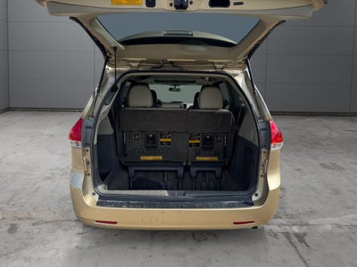 2012 Toyota Sienna XLE 7 Passenger