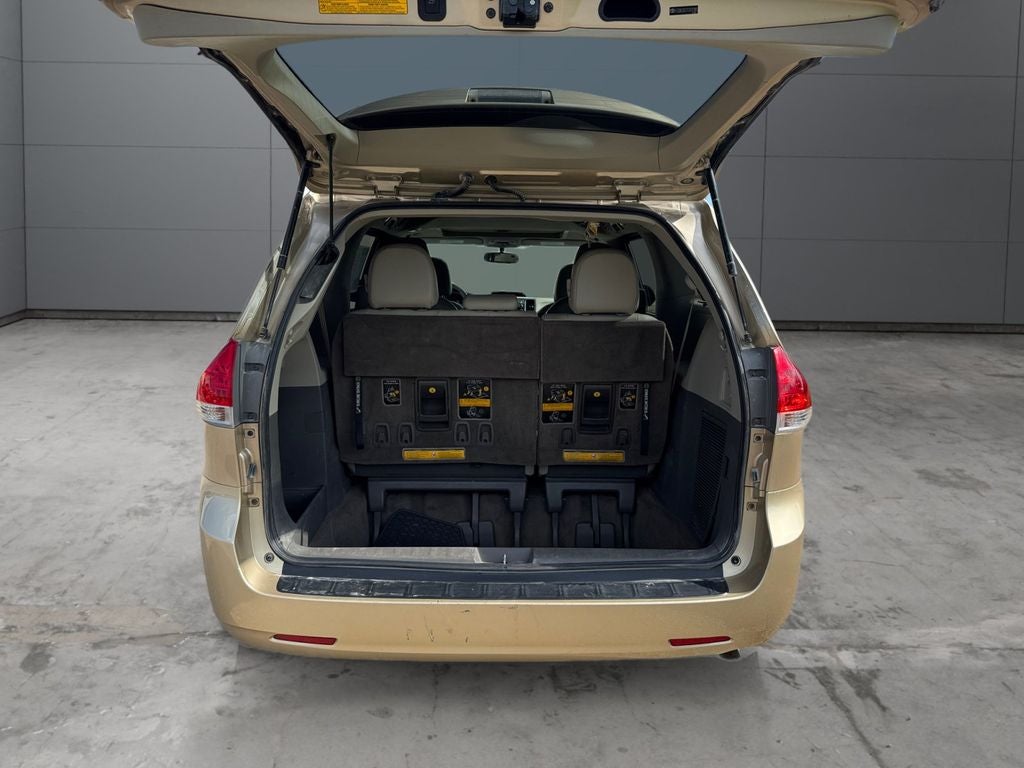 2012 Toyota Sienna XLE 7 Passenger
