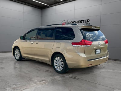 2012 Toyota Sienna XLE 7 Passenger