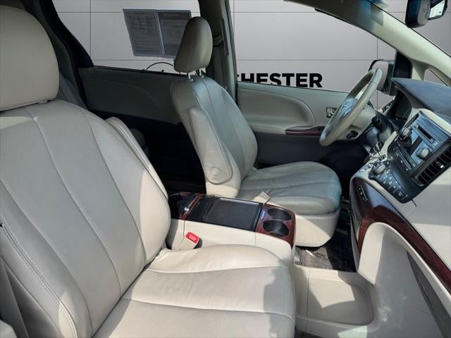 2012 Toyota Sienna XLE 7 Passenger