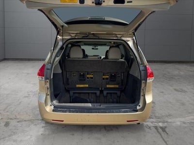 2012 Toyota Sienna XLE 7 Passenger