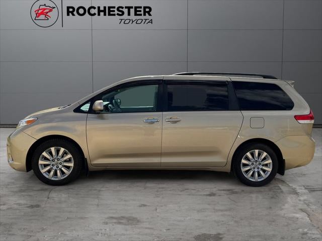 2012 Toyota Sienna XLE 7 Passenger