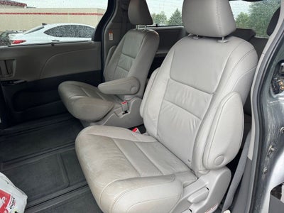 2016 Toyota Sienna XLE 7 Passenger