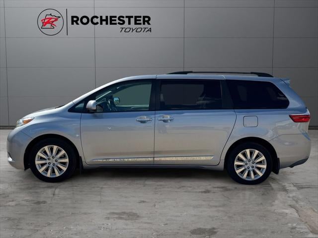 2016 Toyota Sienna XLE 7 Passenger