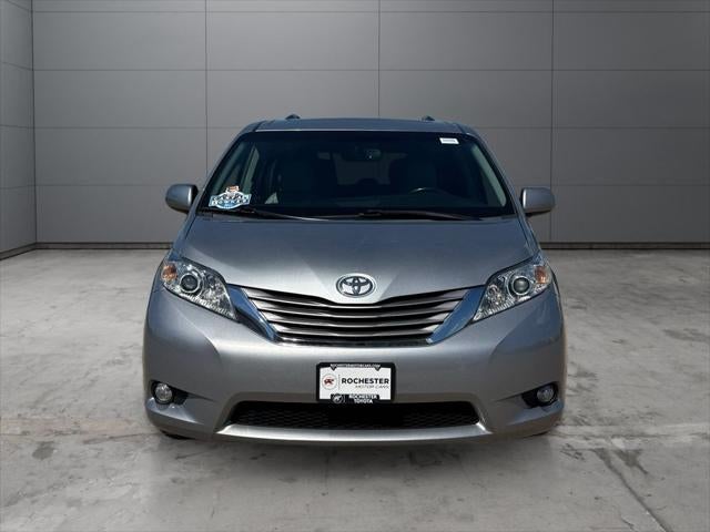 2016 Toyota Sienna XLE 7 Passenger