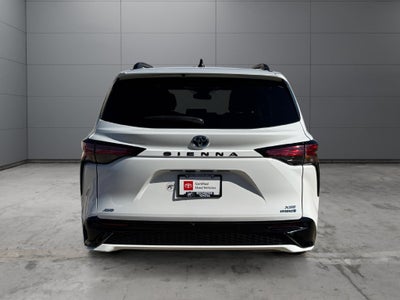 2021 Toyota Sienna XSE 7 Passenger
