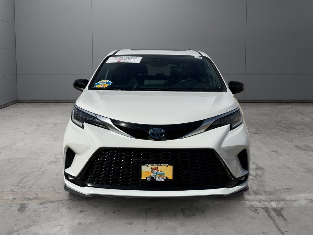 2021 Toyota Sienna XSE 7 Passenger
