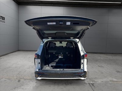 2021 Toyota Sienna XSE 7 Passenger