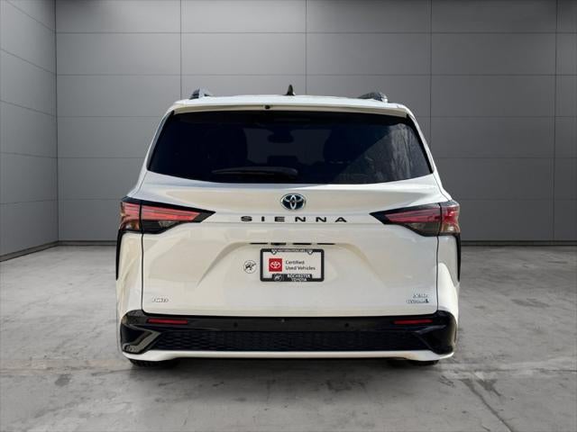2021 Toyota Sienna XSE 7 Passenger