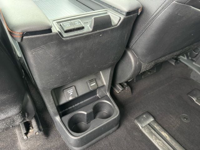 2022 Toyota Sienna XSE 7 Passenger