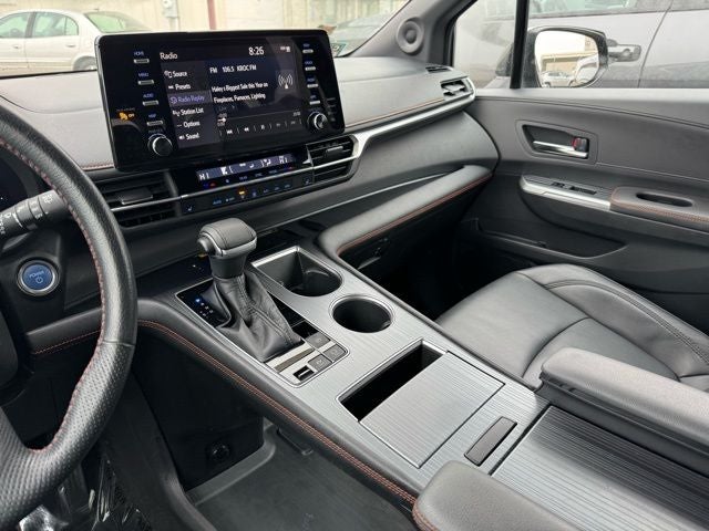 2022 Toyota Sienna XSE 7 Passenger